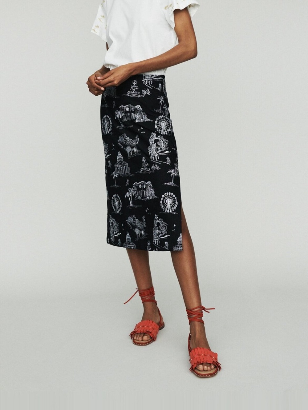 Maje Japene Embroidered Cityscape Pencil Midi Skirt Black 36 NWOT